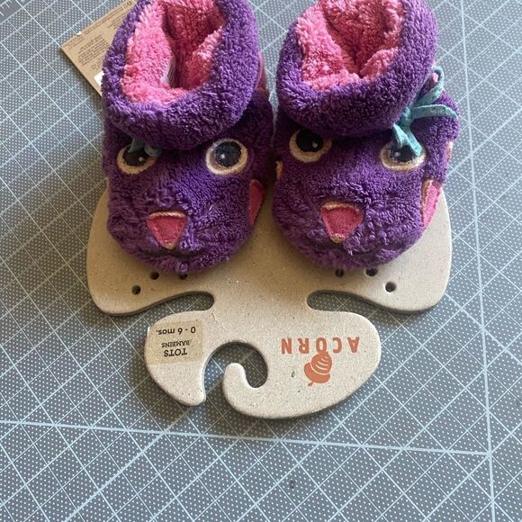 Acorn Easy Critter Kitty Slipper/ /Shoes 0-6 months - Picture 1 of 5